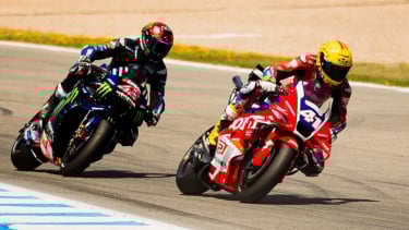 Alexyics Esaprgro y Alex Merin en español MotoGP 2025