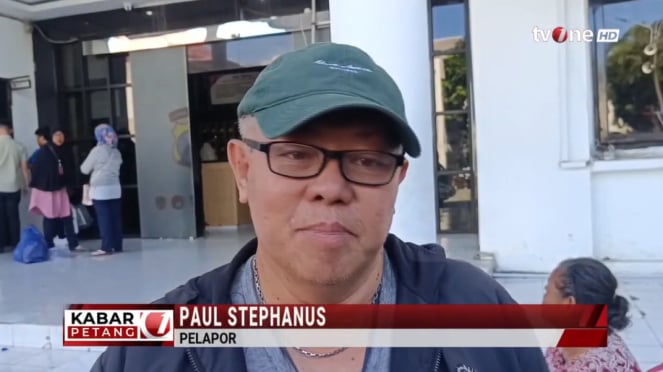     Informando a Paul Storeus