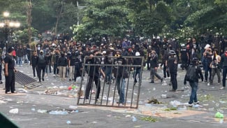 Ricuh! Hari Buruh di Semarang