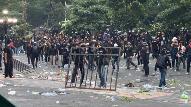 Ricuh! Hari Buruh di Semarang
