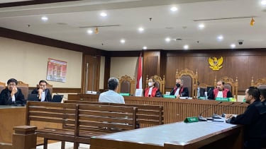 Mantan Direktur Operasional PT Timah Tbk Alwin Albar Divonis 10 tahun penjara buntut kasus dugaan korupsi di PT Timah yang rugikan negara Rp300 triliun