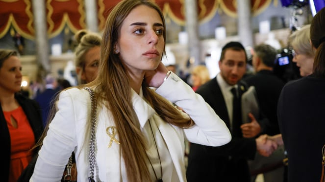 Viva militar: Miam, mujer israelí, la mujer que llevaba el banco