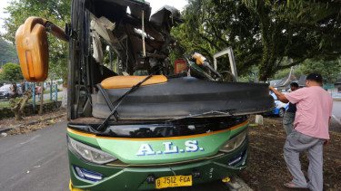 Kondisi Bus ALS yang mengalami Kecelakaan di Padang Panjang