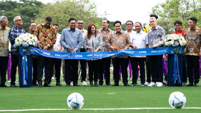 Peresmian Lapangan Mini Soccer yang diberi nama FIFA ARENA