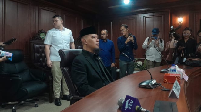 X, - El miembro de la Cámara de Representantes fue revisado por DPR por DPR por MKD 
