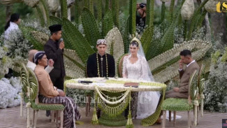Selain Luna Maya dan Maxime Bouttier, 10 Artis Ini Mengikat Janji Sucinya di Bali