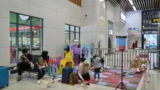KCIC Gratiskan Anak Usia di Bawah 3 Tahun Naik Whoosh, Simak Ketentuannya