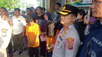 Fakta-fakta Kakak Adik Kirim Paket Mayat Bayi Diduga Hasil Hubungan Inses Pakai Ojol di Medan