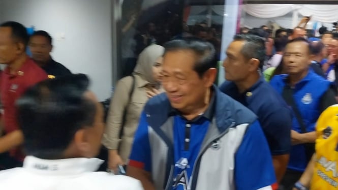 Dukung LavAni, SBY Tonton Langsung Grand Final Proliga 2025