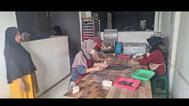 BRI mendampingi dan membantu para pelaku UMKM