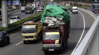 Bakal Ada Tarif Batas Atas dan Bawah untuk Sopir Kendaraan Logistik