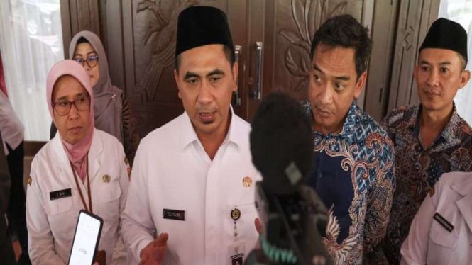 682573ff1cf65-wakil-gubernur-jawa-tengah-taj-yasin_665_374 682573ff1cf65-wakil-gubernur-jawa-tengah-taj-yasin_665_374
