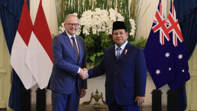 682587993ca02-di-depan-pm-albanese-prabowo-tegaskan-ingin-perkuat-kerja-sama-dengan-australia_665_374 682587993ca02-di-depan-pm-albanese-prabowo-tegaskan-ingin-perkuat-kerja-sama-dengan-australia_665_374