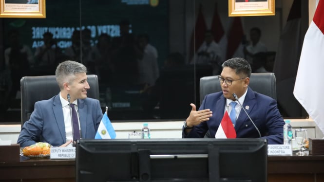 68259ef65b396-argentina-minat-investasi-pertanian-di-ri-wamentan-kasih-syarat_665_374