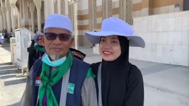 Mayayatul con su padre con Madinah en el jabal uhud