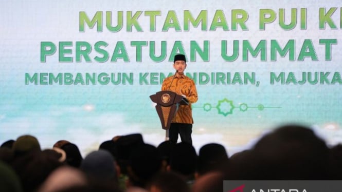6826a4f173580-wapres-gibran-di-penutupan-muktamar-ke-15-pui-di-aula-raja-inal-siregar_665_374