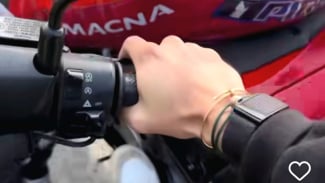 Ducati Desmosedici Mogok, Manajer Quartararo Naik Yamaha Nmax Jadi Penolong