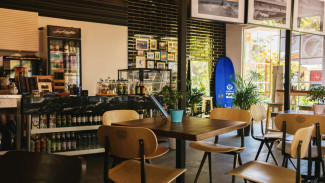 5 Rekomendasi Cafe Hidden Gem di Puncak, Ngopi di Tengah Perkebunan Saat Weekend