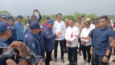Menteri Lingkungan Hidup, Hanif Faisol Nurofiq sidak TPA Jatiwaringin, Tangerang