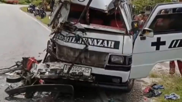 Mobil ambulans mengalami kecelakaan di Kabupaten Humbahas.(istimewa/VIVA)