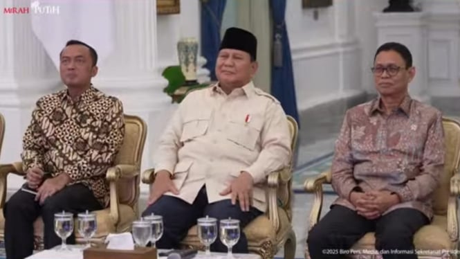 6826f7d2f3d33-resmikan-2-lapangan-migas-senilai-rp-9-85-triliun-di-natuna-prabowo-betapa-bangganya-kami_665_374 6826f7d2f3d33-resmikan-2-lapangan-migas-senilai-rp-9-85-triliun-di-natuna-prabowo-betapa-bangganya-kami_665_374