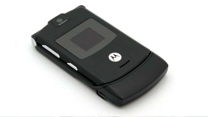 682705e75e859-motorola-razr-v3_665_374