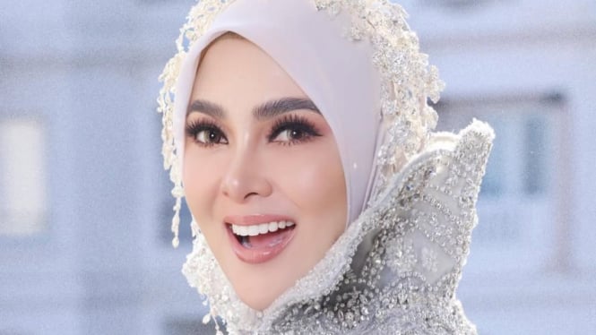 Syahrini Tampil Mewah di Cannes 2025, Komentar Negatif Publik Tak Surut