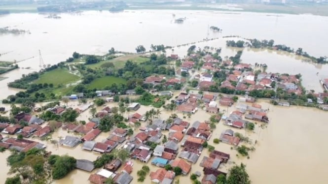 Banjir di Karawang Meluas, Ratusan Rumah Terendam