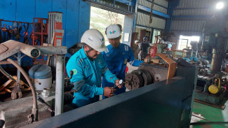 PLTU Ketapang Tingkatkan Kesadaran Akan Bahaya Kecelakaan Kerja dengan Cara Ini