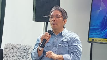 Ketua Umum Asosiasi Panasbumi Indonesia atau Indonesian Geothermal Association (INAGA), Julfi Hadi, dalam konferensi pers di kawasan SCBD, Jakarta Selatan, Kamis, 22 Mei 2025