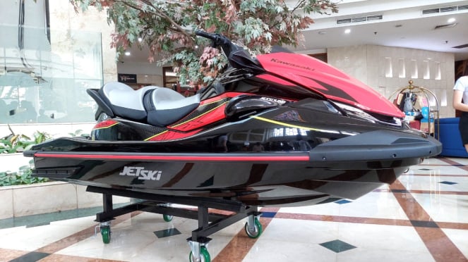 Último lanzamiento en Cavachi Jet Ski Indonesia