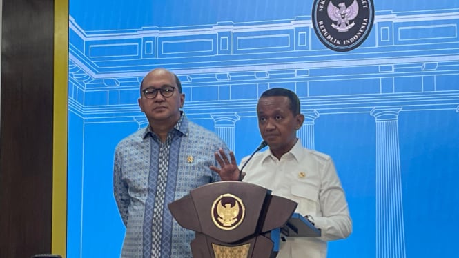 682efa8454a03-prabowo-setuju-huayou-gantikan-lg-investasi-baterai-segera-groundbreaking_665_374 682efa8454a03-prabowo-setuju-huayou-gantikan-lg-investasi-baterai-segera-groundbreaking_665_374