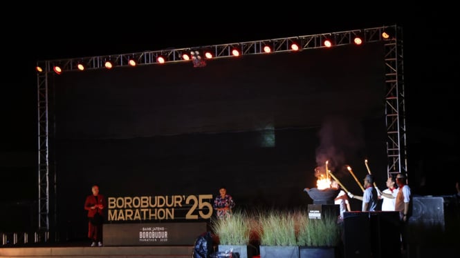 Berjalan Bersama Menuju Satu Dekade Borobudur Marathon