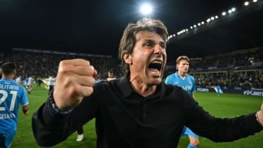 Antonio Conte bawa Napoli Juara Liga Italia 2024/2025
