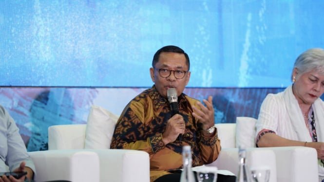 68313ba60f3f7-wakil-ketua-umum-wku-kadin-perindustrian-saleh-husin_665_374 68313ba60f3f7-wakil-ketua-umum-wku-kadin-perindustrian-saleh-husin_665_374