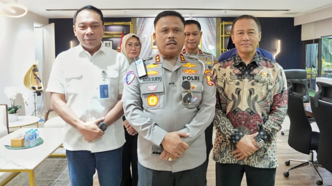 6831996789fa8-kakorlantas-polri-irjen-agus-suryonugroho-tengah_665_374 6831996789fa8-kakorlantas-polri-irjen-agus-suryonugroho-tengah_665_374