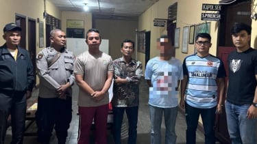 Polres Simalungun saat menangkap pelaku pemerkosa ketiga putrinya.(dok Polres Simalungun)