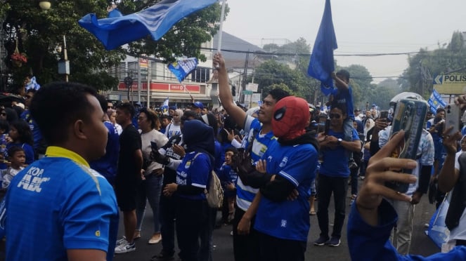 Convoy Bobotoh Percs Bandung