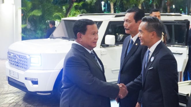 El presidente indonesio, Prabowo Subanio y el presidente de Kadon, Indonesia Aninio Nipyan Bakri