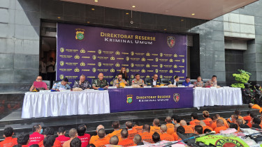 konferensi pers Polda Metro Jaya soal Operasi Berantas Jaya 2025