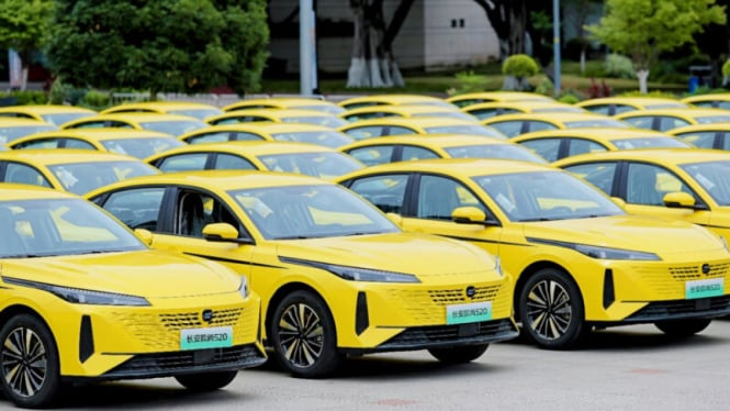 6834231dbf997-changan-oshan-520-ev-mobil-listrik-pertama-dengan-baterai-swap_665_374 6834231dbf997-changan-oshan-520-ev-mobil-listrik-pertama-dengan-baterai-swap_665_374