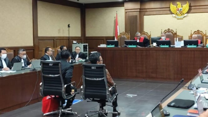 Judul Direvisi dan Diterjemahkan:  

Nama Hasto ‘Dijual’ dalam Kasus Dugaan Suap PAW, Ahli Pidana Buktikan Bebas dari Beban Kesalahan