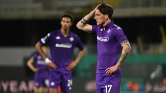 Sepakbola Italia Diguncang Insiden Mengejutkan, Zaniolo Kencing di Ruang Ganti Roma dan Pukul Pemain Sampai Luka