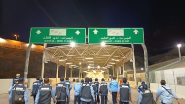 Petugas haji tinjau lokasi Jamarat, Lantai 3, Mina, Makkah
