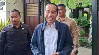Dipanggil Polisi Soal Kasus Ijazah Jokowi, Eggi Sudjana- Roy Suryo Beri Pernyataan Nyelekit!