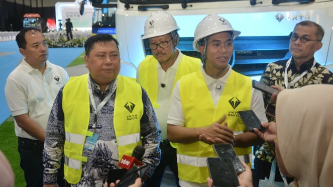 La presidenta de Vintt, Andija Bakri, en el caso de la primera Asociación Comercial Electrotecnics basada en Indonesia