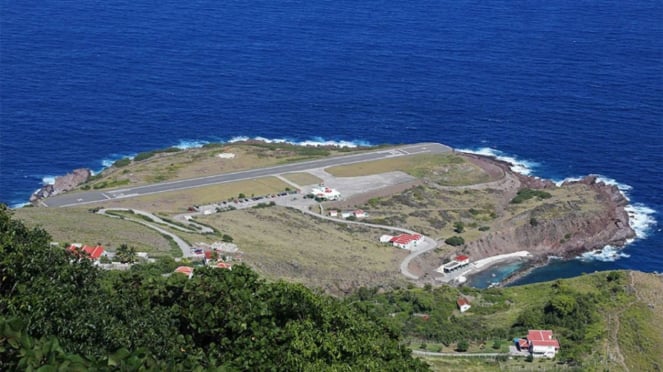 Juanich e. Aeropuerto de Yamakin
