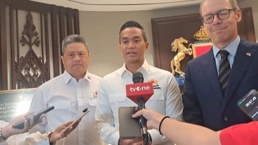Ketua Umum Kadin Anindya Novyan Bakrie usai pertemuan dengan delegasi Swiss