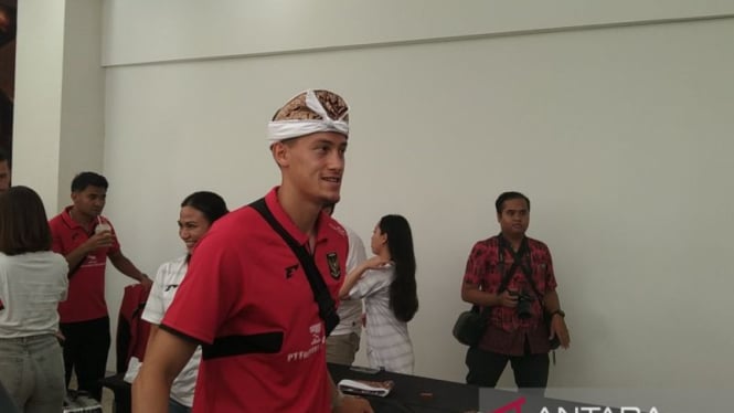 Terpopuler: Jay Idzes ke Udinese, Naturalisasi Ilegal Timnas Malaysia