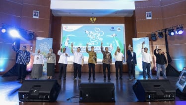 Peringatan Hari Susu Sedunia.